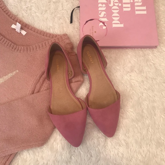 Old Navy Shoes - NWOT Old Navy Blush Flats
